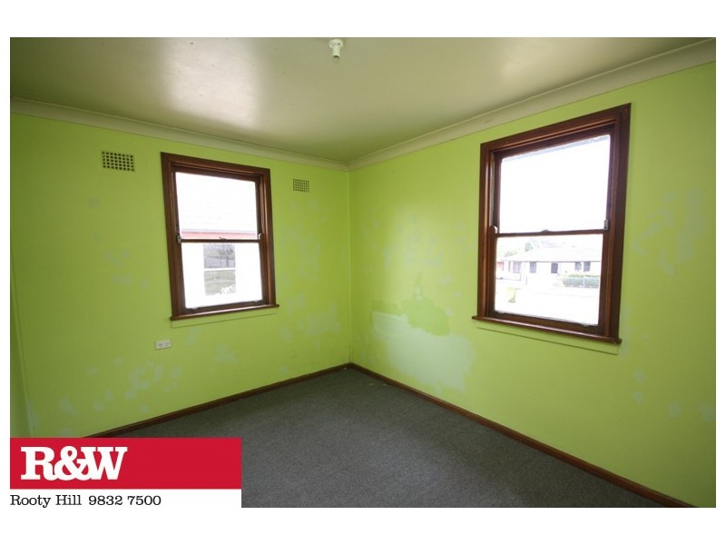 6 Tairora Street, Whalan NSW 2770