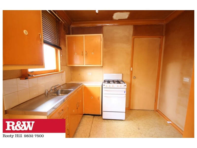 78 Gasmata Crescent, Whalan NSW 2770