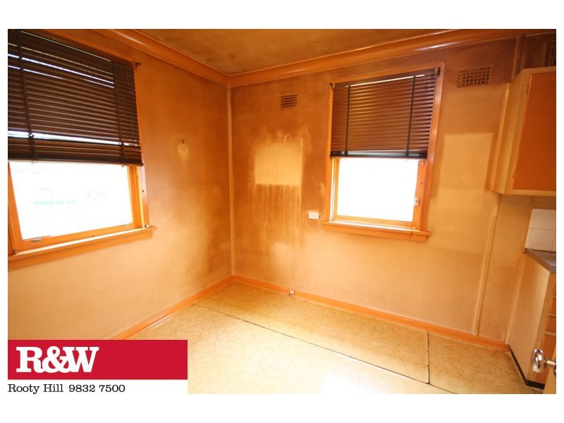 78 Gasmata Crescent, Whalan NSW 2770