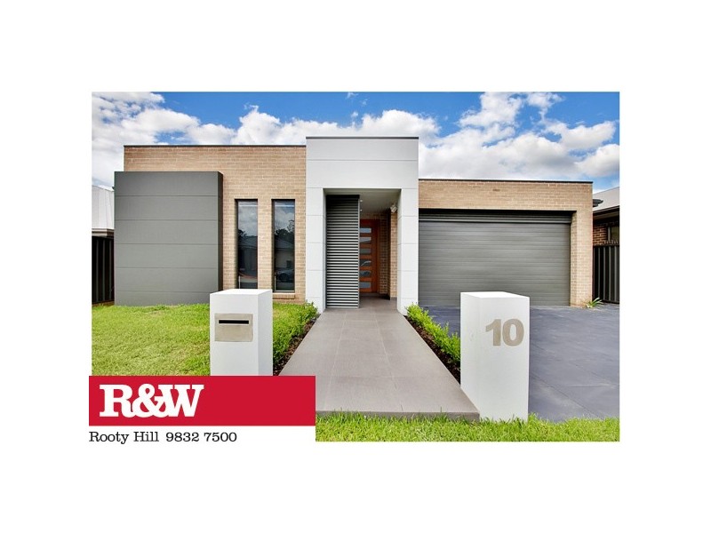 10 Risus Avenue, Glenmore Park NSW 2745