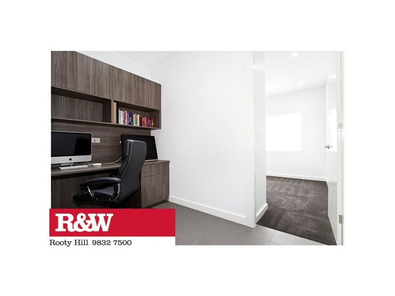 10 Risus Avenue, Glenmore Park NSW 2745