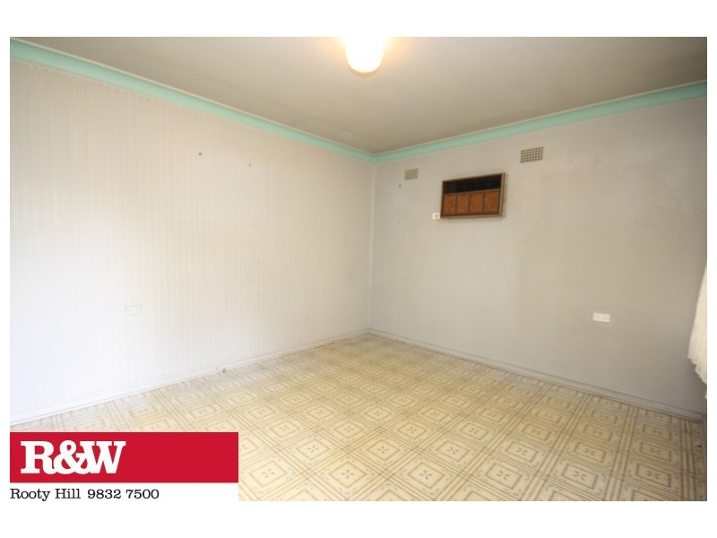 23 Palmyra Avenue, Lethbridge Park NSW 2770