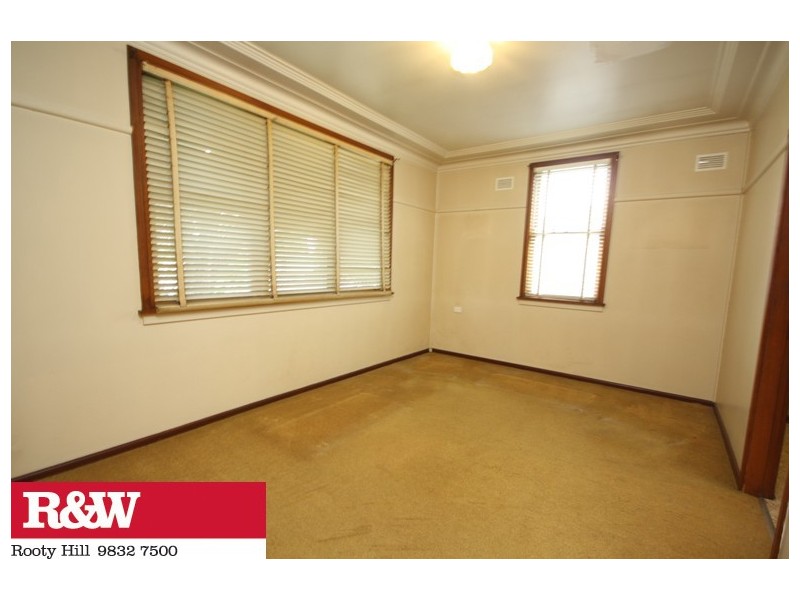 6 Warrego Street, North St Marys NSW 2760