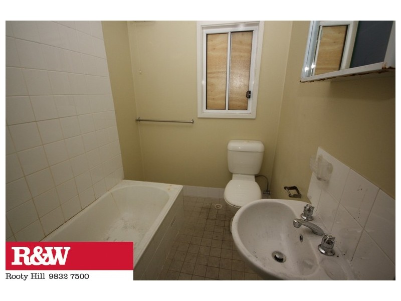 8 Franklin Crescent, Blackett NSW 2770