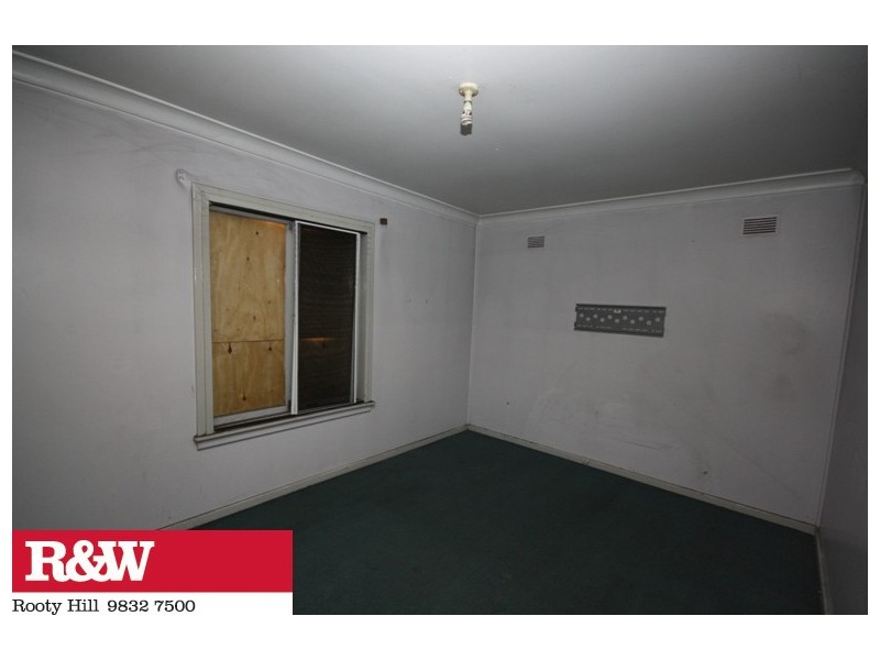 8 Franklin Crescent, Blackett NSW 2770