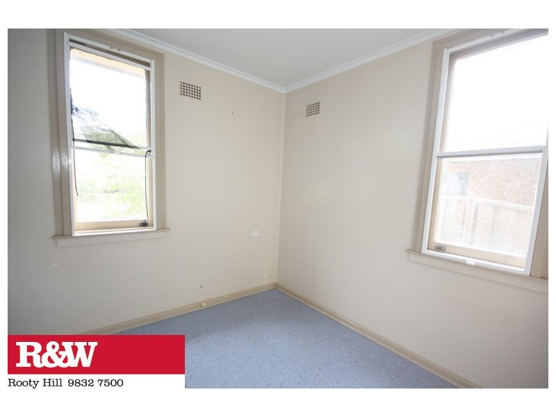 42 Eton Road, Cambridge Park NSW 2747