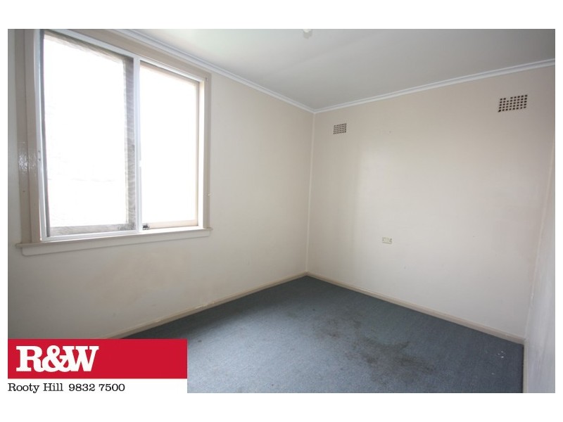 42 Eton Road, Cambridge Park NSW 2747