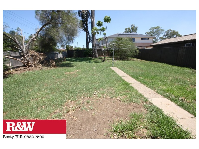 42 Eton Road, Cambridge Park NSW 2747