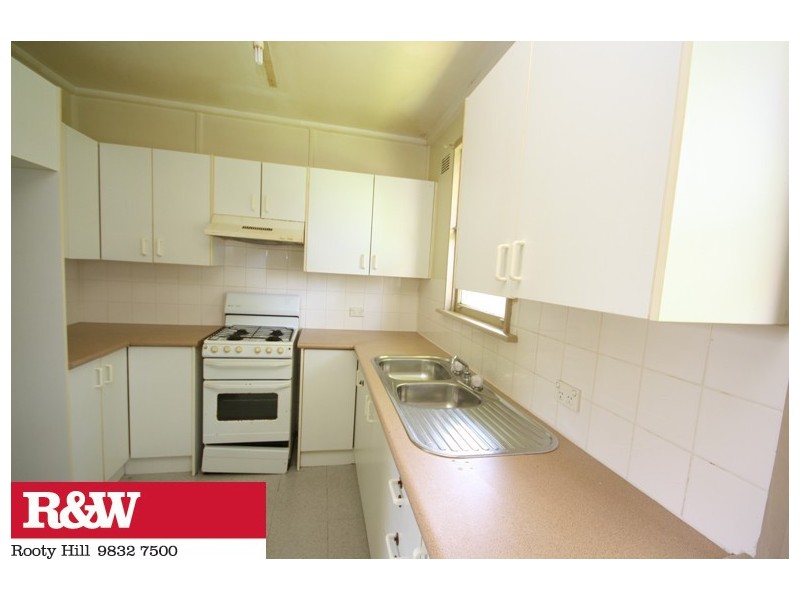 8 Cedar Crescent, North St Marys NSW 2760