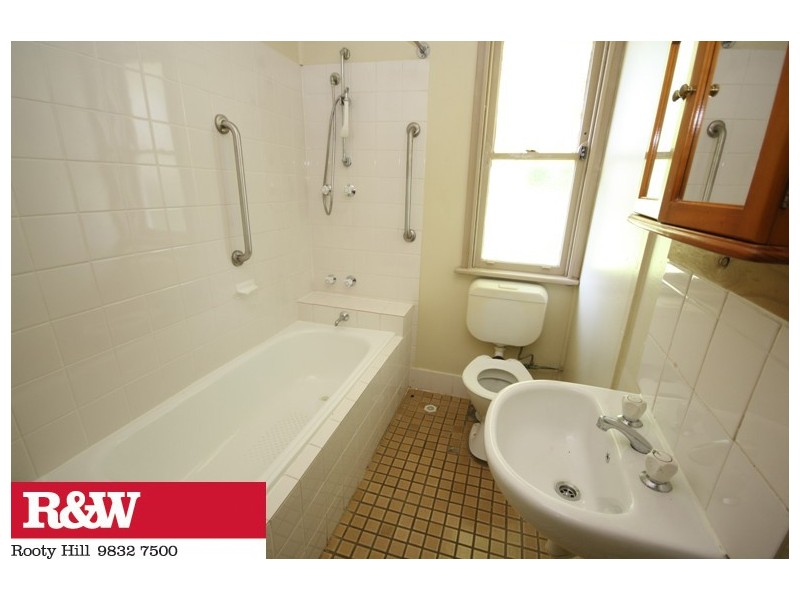 8 Cedar Crescent, North St Marys NSW 2760