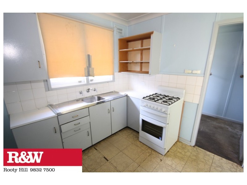 24 Livingston Avenue, Dharruk NSW 2770