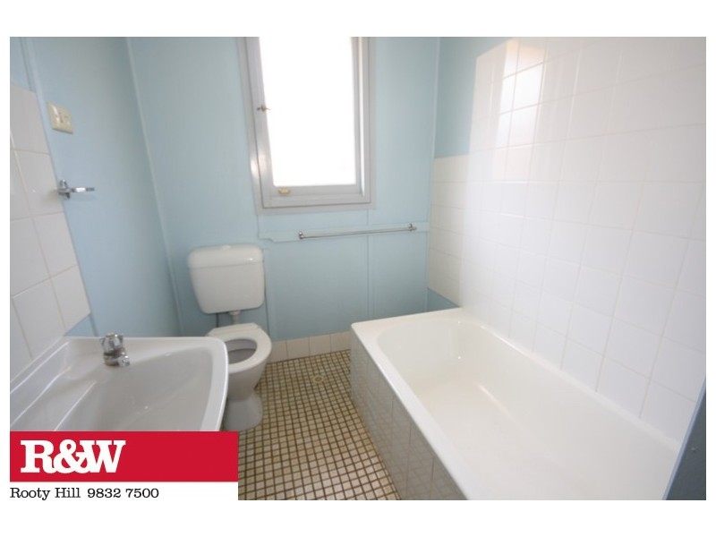 24 Livingston Avenue, Dharruk NSW 2770