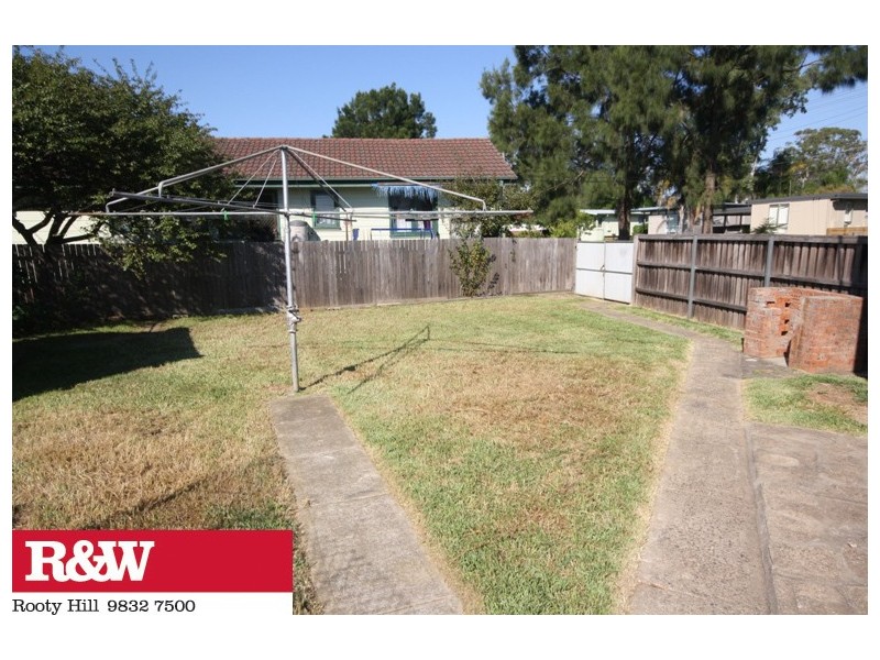 24 Livingston Avenue, Dharruk NSW 2770