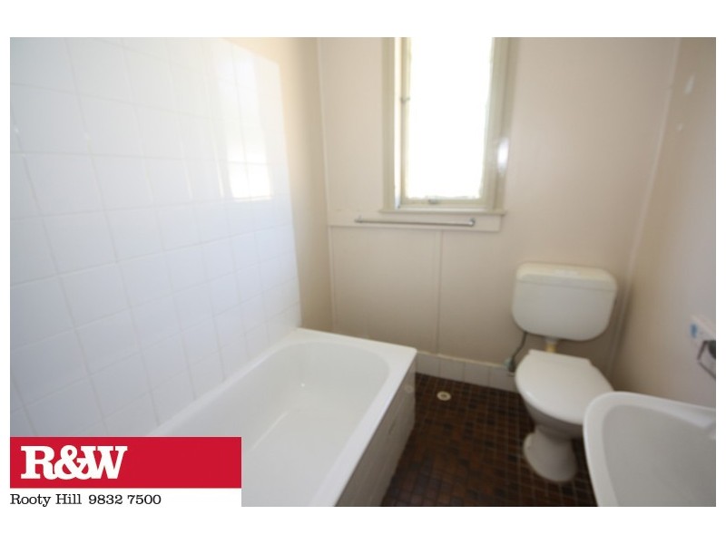 19 Forrester Road, Lethbridge Park NSW 2770