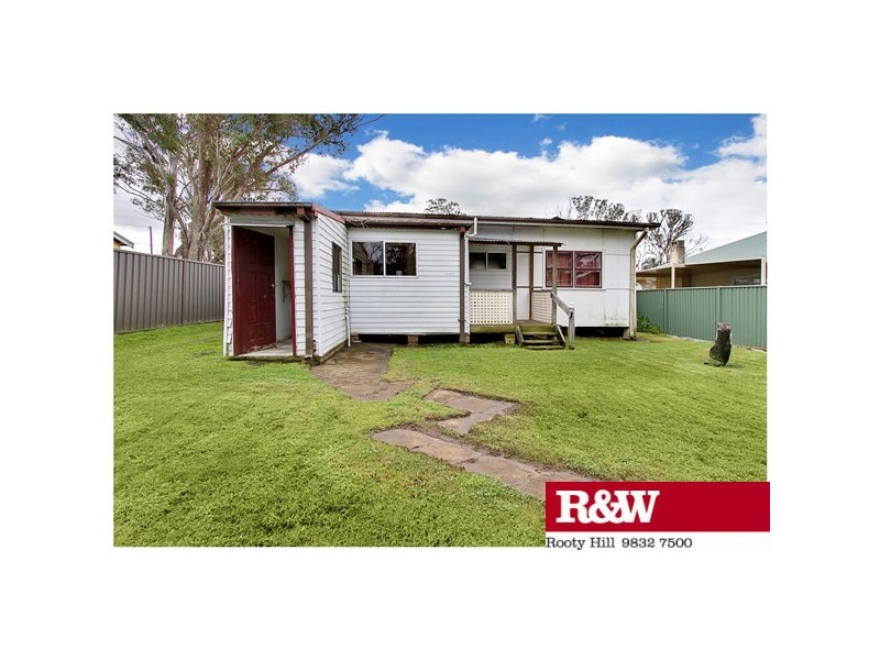 88 Eton Road, Cambridge Park NSW 2747