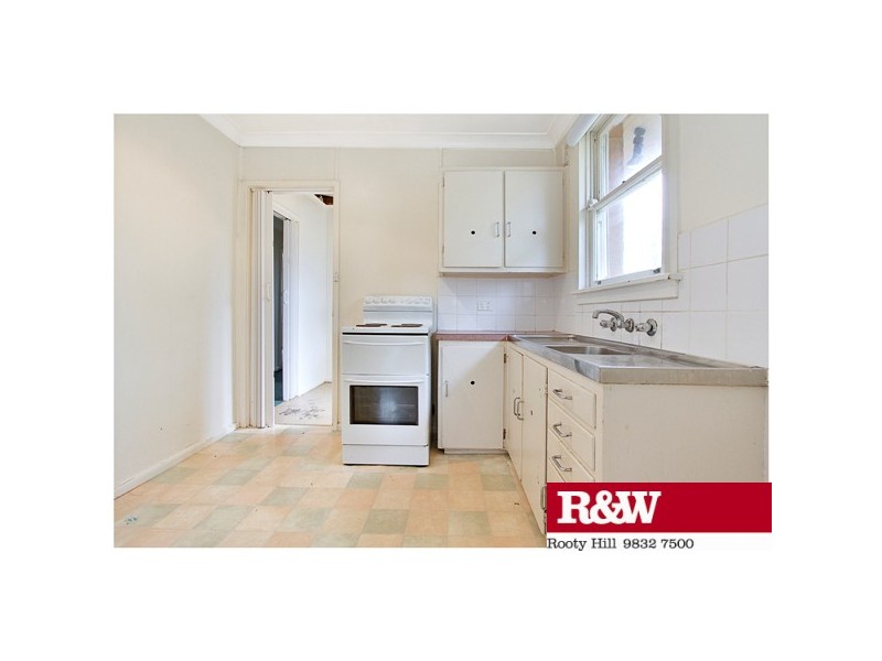 19 Manila Road, Lethbridge Park NSW 2770