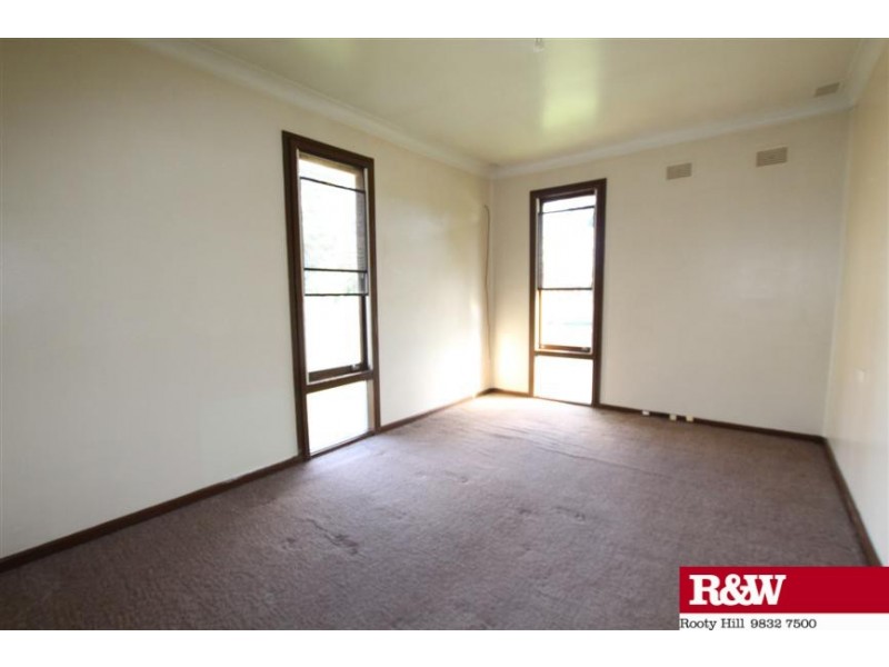 36 Livingston Avenue, Dharruk NSW 2770