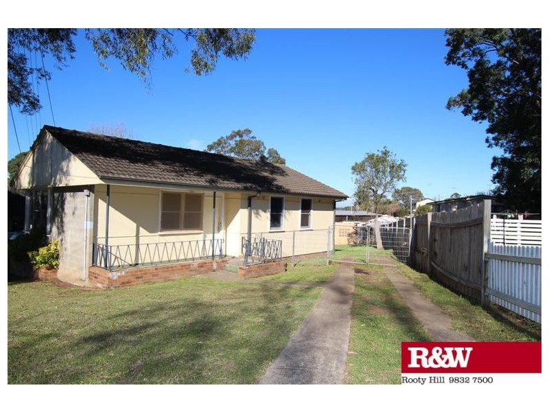 6 Law Crescent, Tregear NSW 2770
