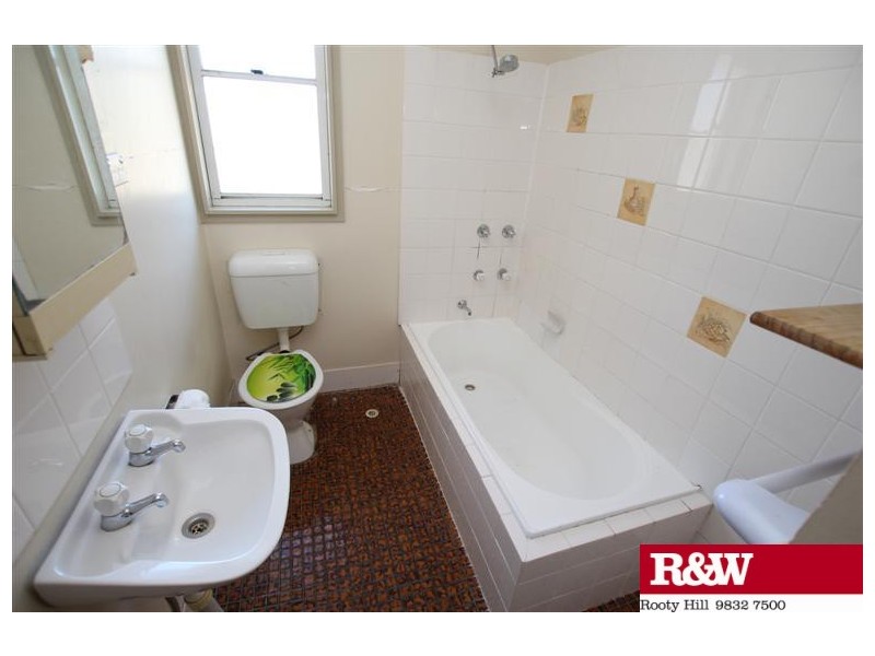 6 Law Crescent, Tregear NSW 2770