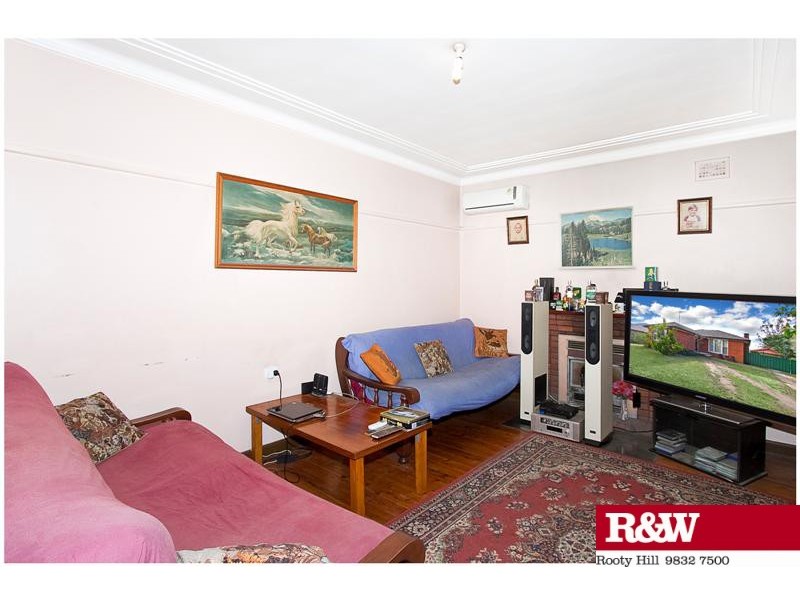 15 Montrose Street, Quakers Hill NSW 2763