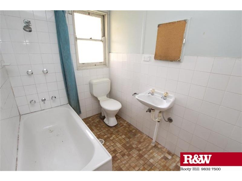 42 Niland Crescent, Blackett NSW 2770