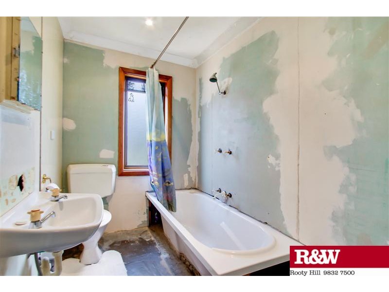 12 Nioka Road, Penrith NSW 2750