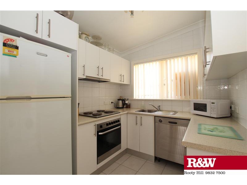 12 Webb Place, Blackett NSW 2770