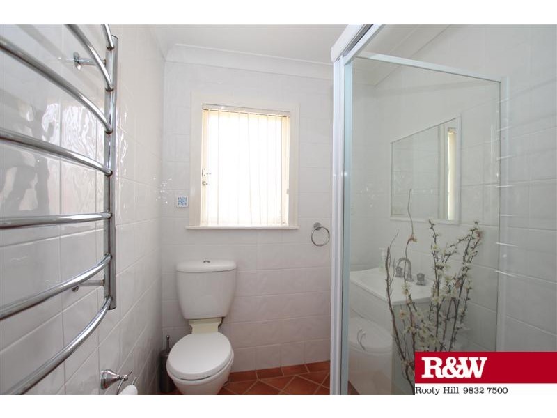 12 Webb Place, Blackett NSW 2770