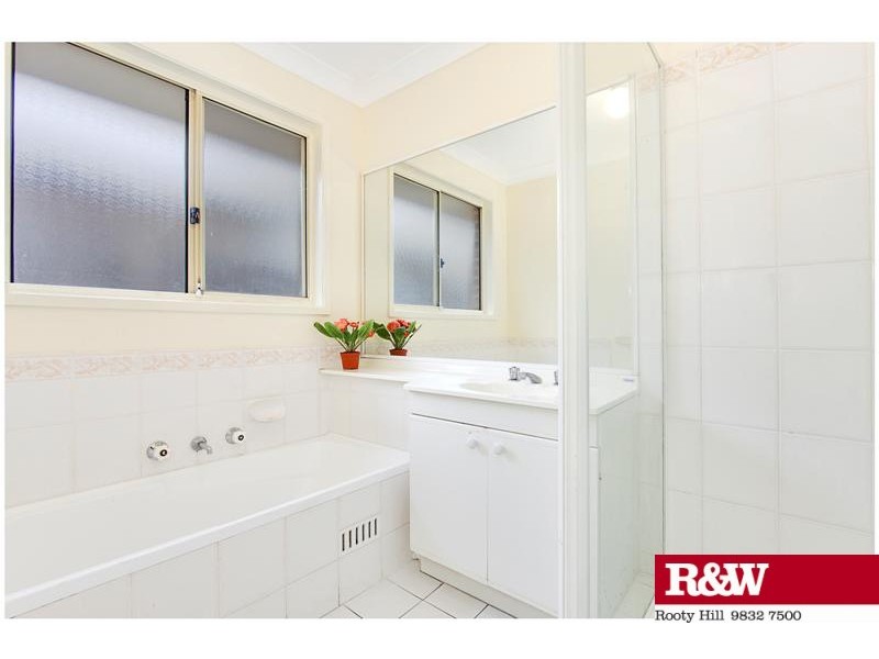 28 Brussels Crescent, Rooty Hill NSW 2766