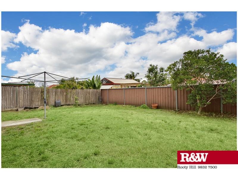 28 Brussels Crescent, Rooty Hill NSW 2766