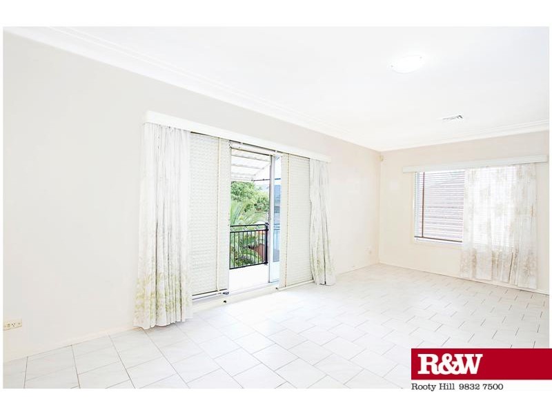 10 Australia Street, St Marys NSW 2760