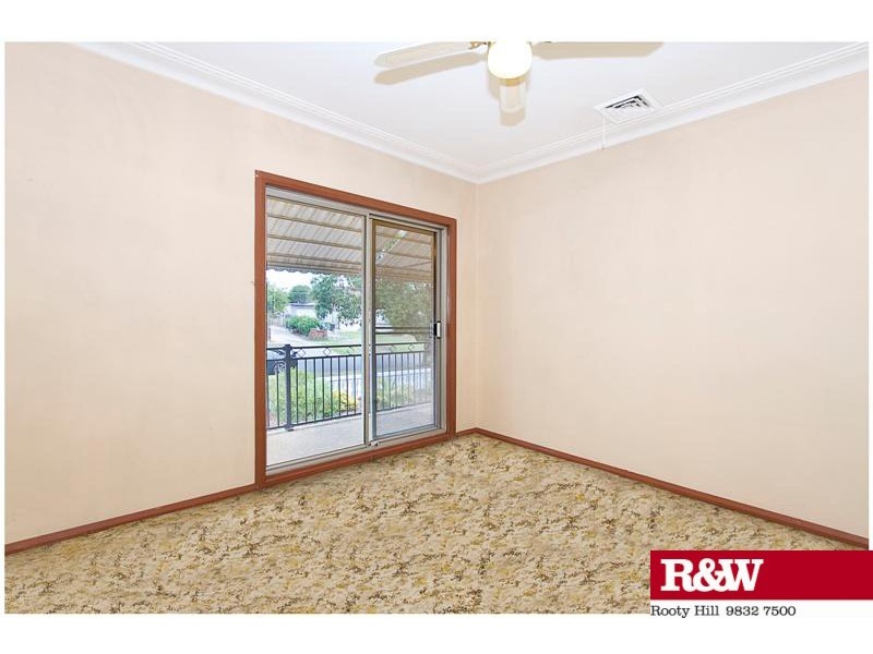 10 Australia Street, St Marys NSW 2760