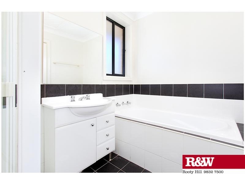 4/10 Abraham Street, Rooty Hill NSW 2766
