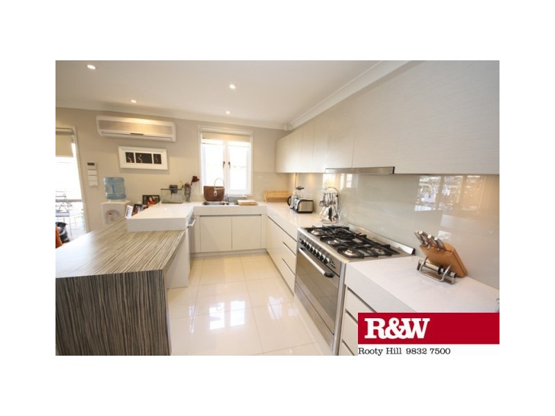 8 Macartney Crescent, Hebersham NSW 2770