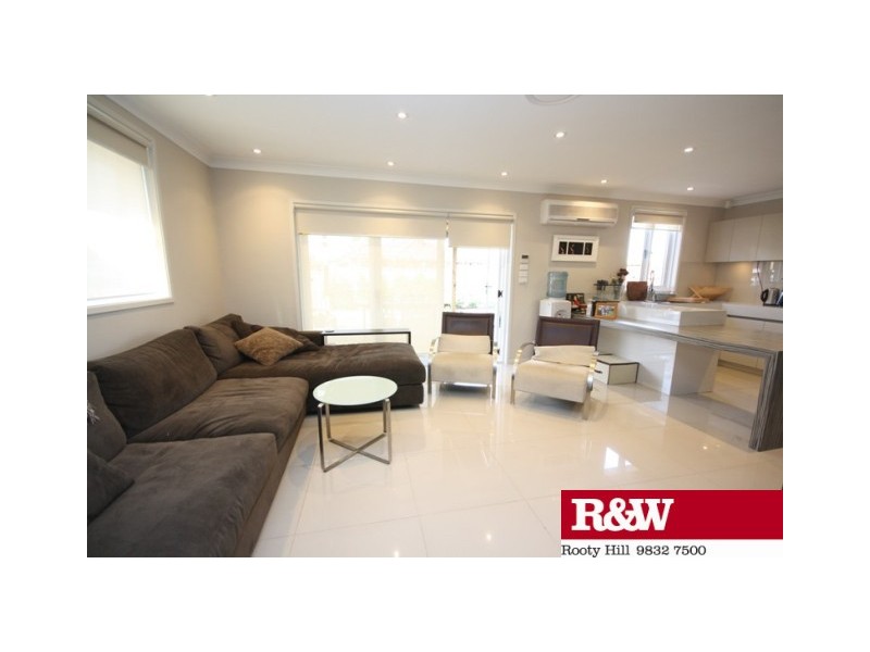 8 Macartney Crescent, Hebersham NSW 2770