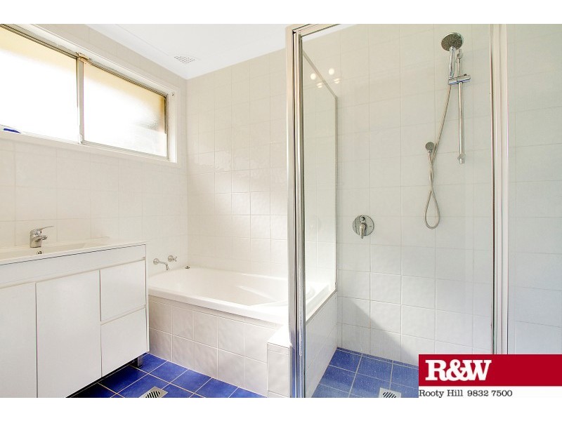 7 Charles Sturt Drive, Werrington County NSW 2747