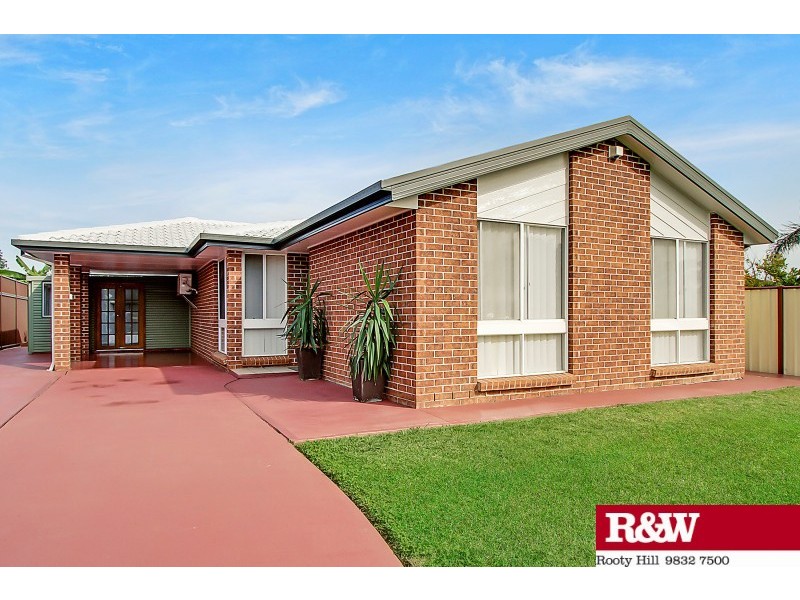 4 Hoffman Place, Oakhurst NSW 2761