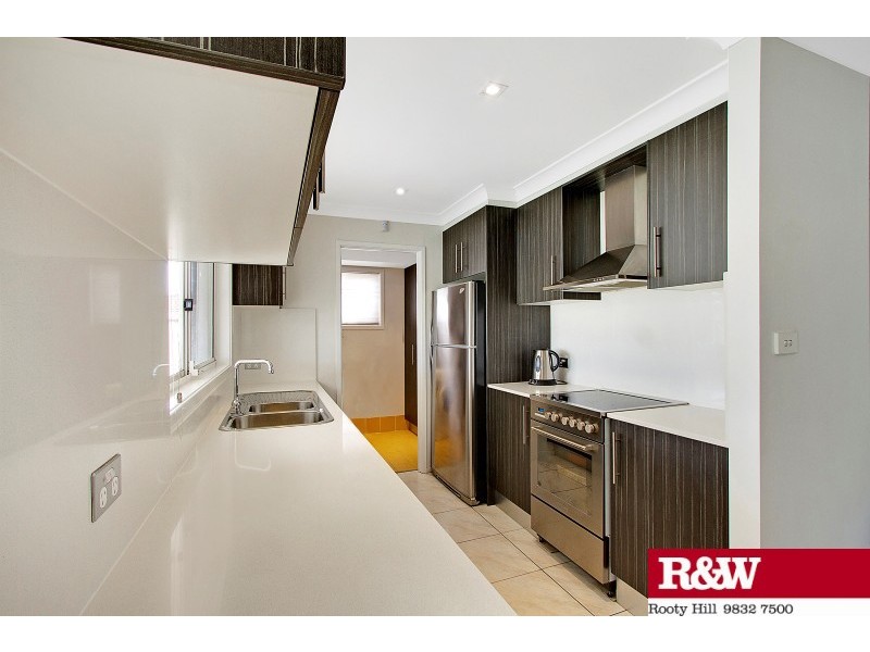 4 Hoffman Place, Oakhurst NSW 2761