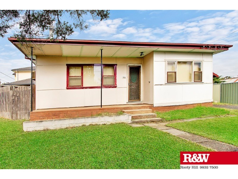 166 Oxford Street, Cambridge Park NSW 2747