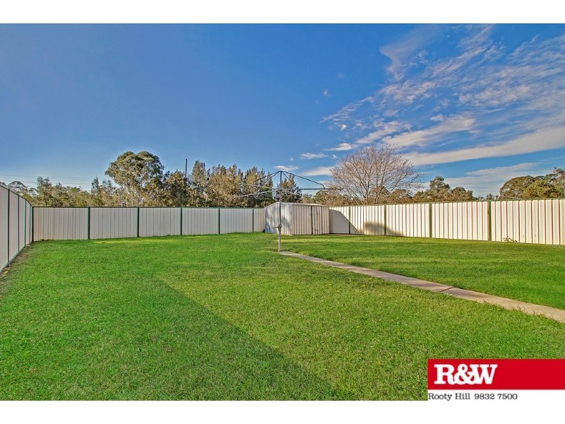 14 Canna Place, Quakers Hill NSW 2763