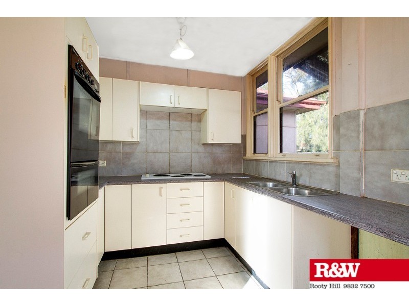 10 Warrego Street, North St Marys NSW 2760