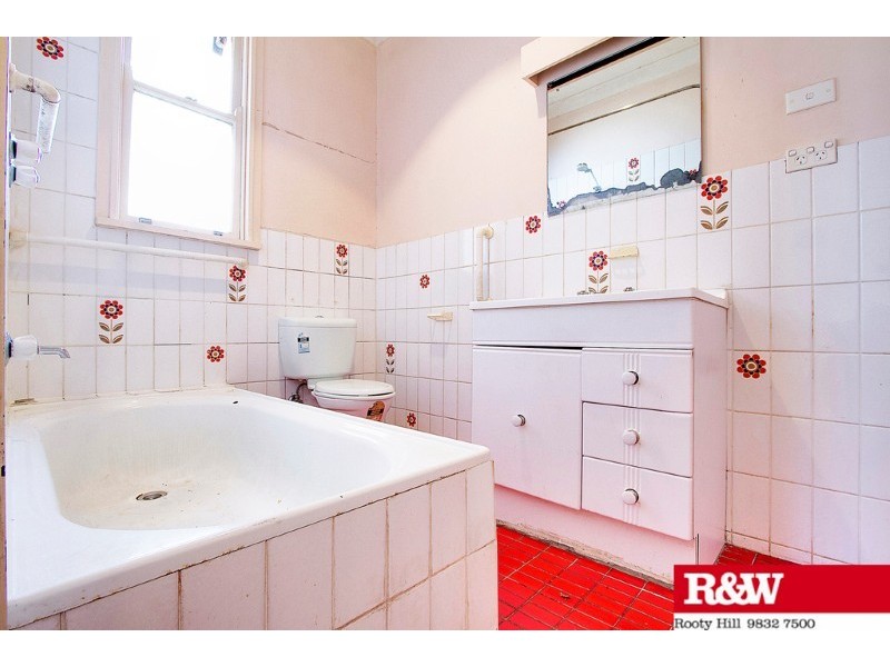 10 Warrego Street, North St Marys NSW 2760