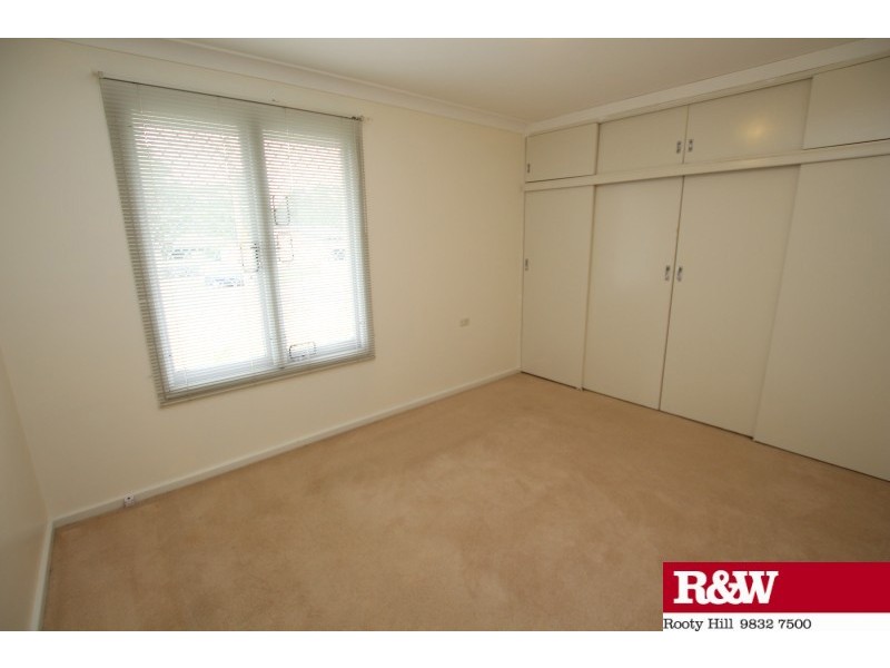 33 Captain Cook Drive, Willmot NSW 2770