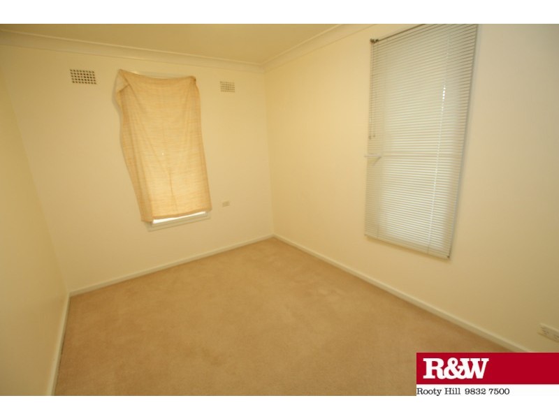 33 Captain Cook Drive, Willmot NSW 2770