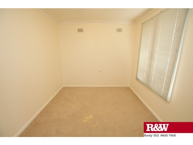 33 Captain Cook Drive, Willmot NSW 2770