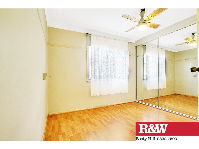 6 Woodside Avenue, Blacktown NSW 2148