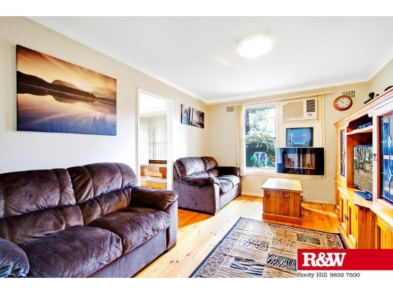 40 Roebuck Crescent, Willmot NSW 2770