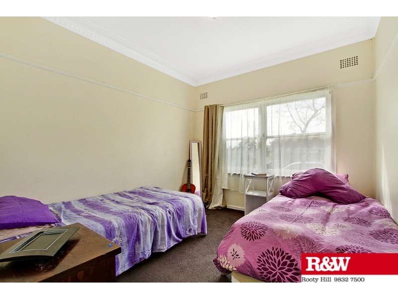 76 Cambridge Street, Cambridge Park NSW 2747