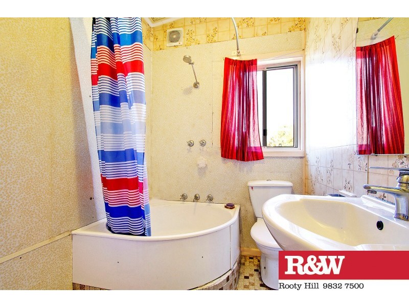 63 Torres Crescent, Whalan NSW 2770