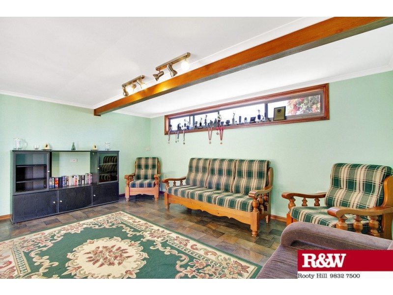 6 Eton Court, Cambridge Park NSW 2747